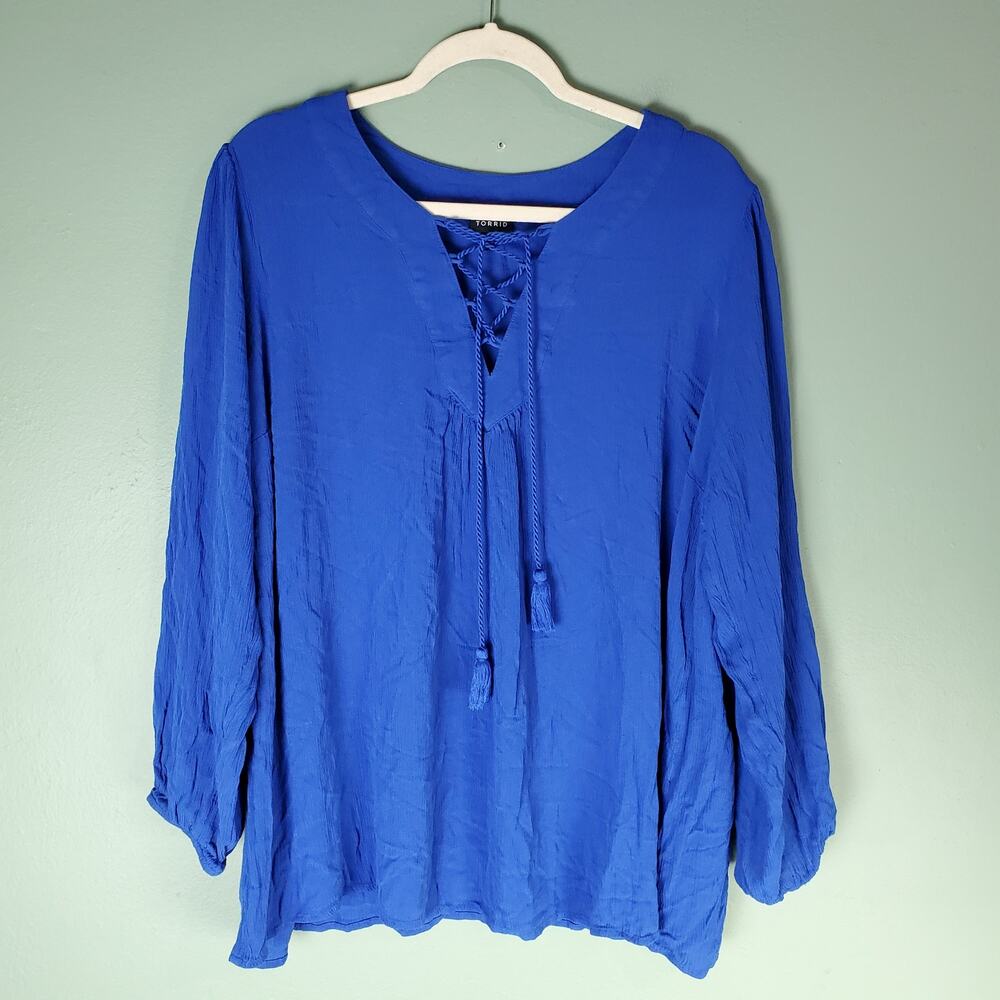 Torrid Womens Blue Lace up Crinkle Gauze Top Size 3